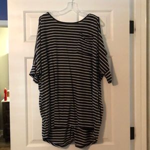 Boutique Cold Shoulder Striped Top XL